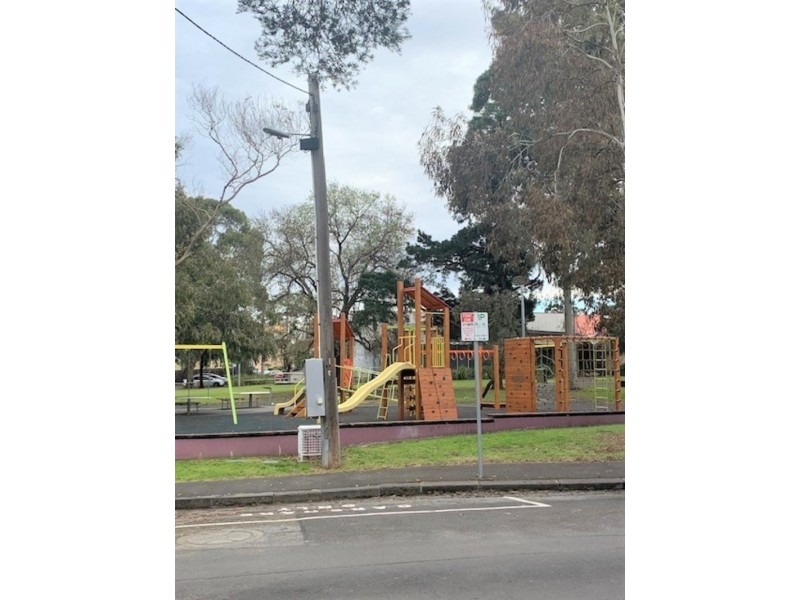 2/10 Marriott Street, St Kilda VIC 3182