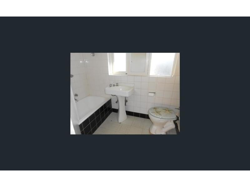 8/33a Byron Street, Elwood VIC 3184