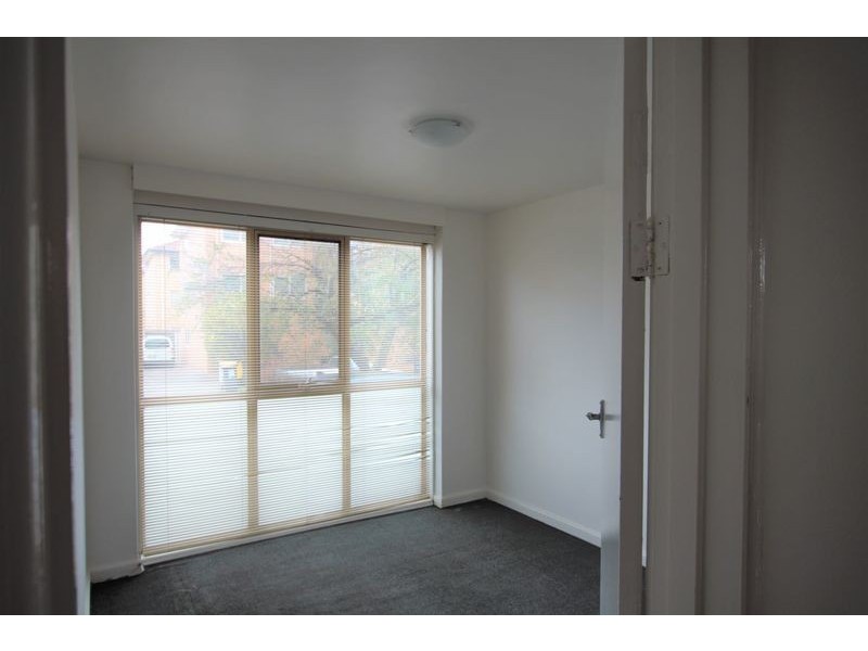 1/10 Marriott Street, St Kilda VIC 3182