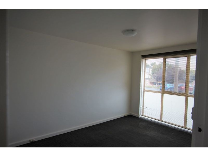 1/10 Marriott Street, St Kilda VIC 3182