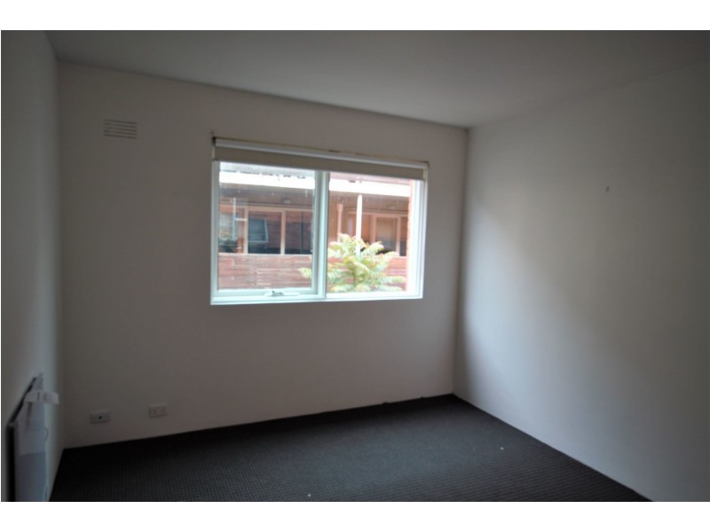 8/56 Barkly Street, St Kilda VIC 3182