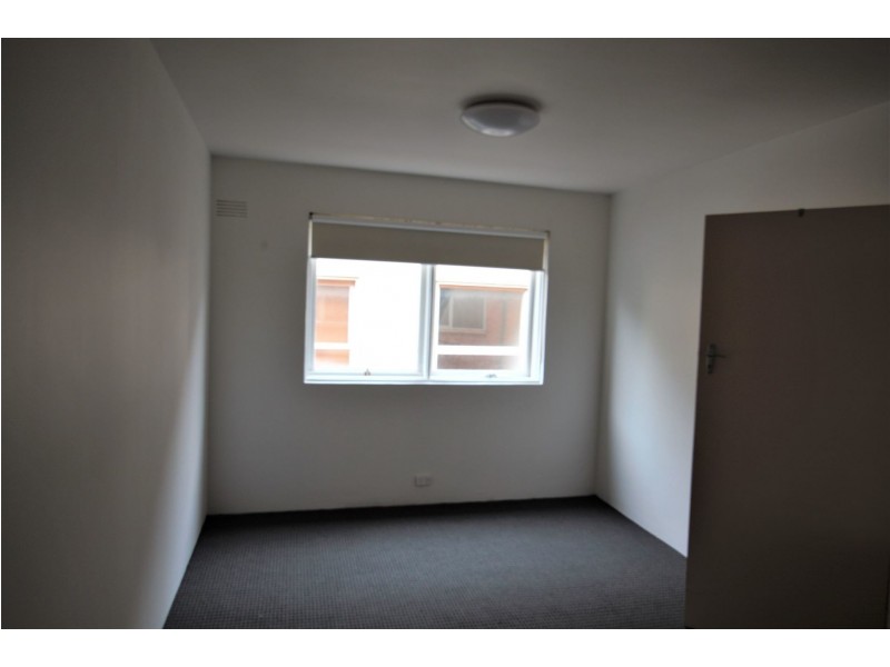 8/56 Barkly Street, St Kilda VIC 3182