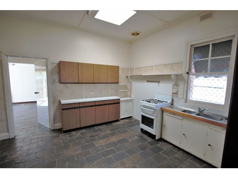 12 Scott Street, Hampton East VIC 3188