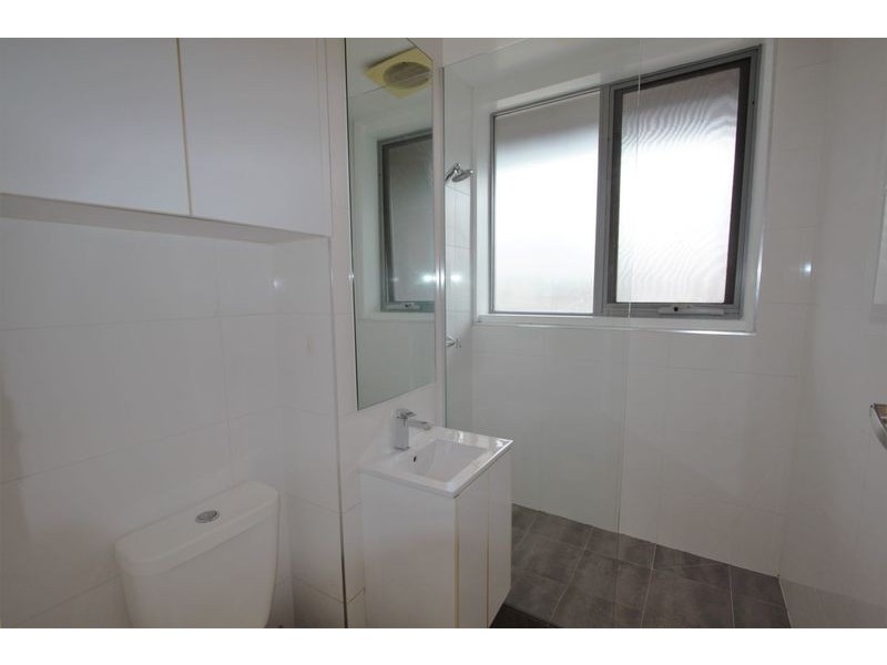 8/95 Carlisle, St Kilda VIC 3182