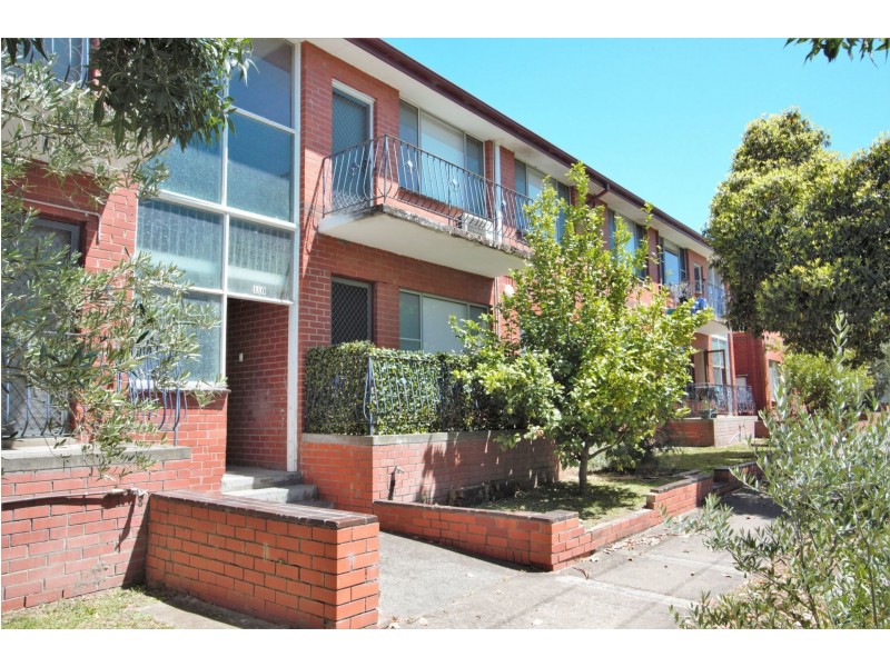 8/160 Kangaroo Road, Hughesdale VIC 3166