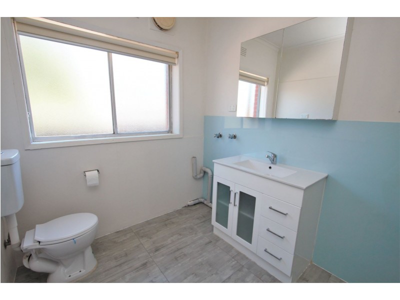 8/160 Kangaroo Road, Hughesdale VIC 3166