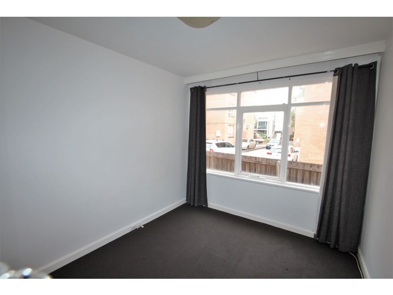 12/56 Barkly Street, St Kilda VIC 3182