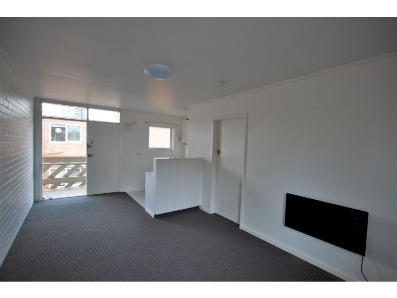 12/56 Barkly Street, St Kilda VIC 3182
