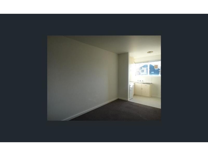 12/148 Glen Huntly Road, Elwood VIC 3184