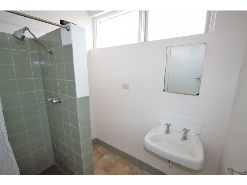 12/148 Glen Huntly Road, Elwood VIC 3184