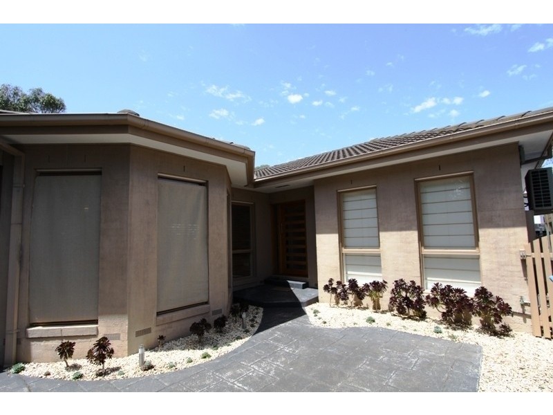 2/4 Porter Street, Hampton VIC 3188