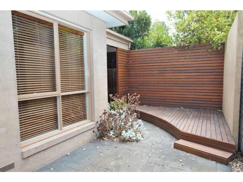 2/4 Porter Street, Hampton VIC 3188