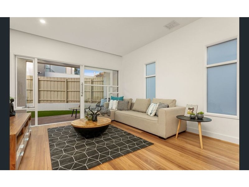 2/80 Hotham, Niddrie VIC 3042