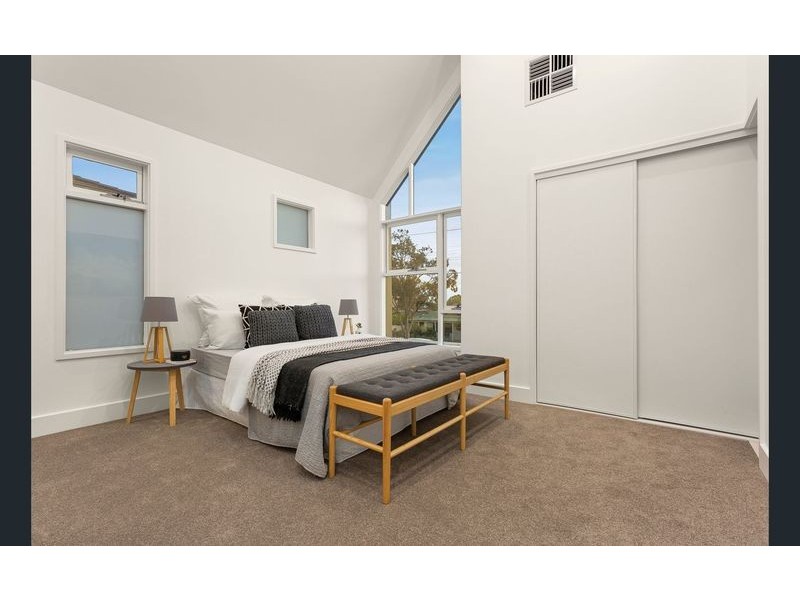 2/80 Hotham, Niddrie VIC 3042