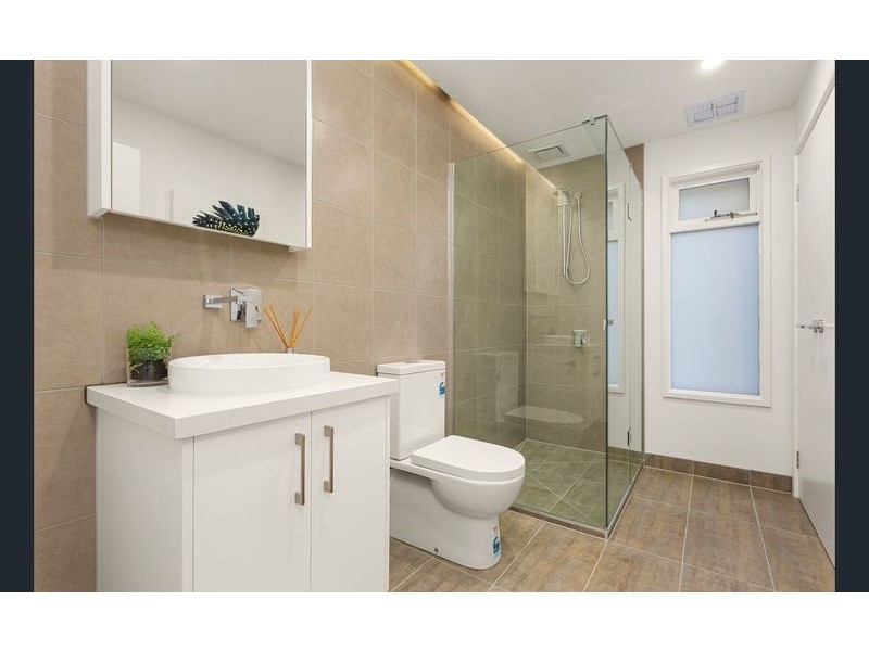 2/80 Hotham, Niddrie VIC 3042