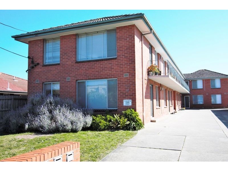8/17 Toward Street, Murrumbeena VIC 3163