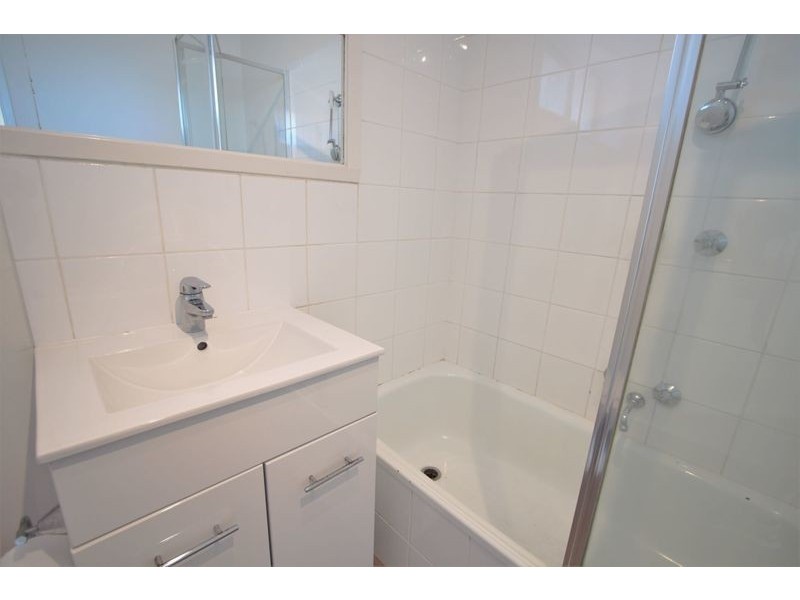 8/17 Toward Street, Murrumbeena VIC 3163