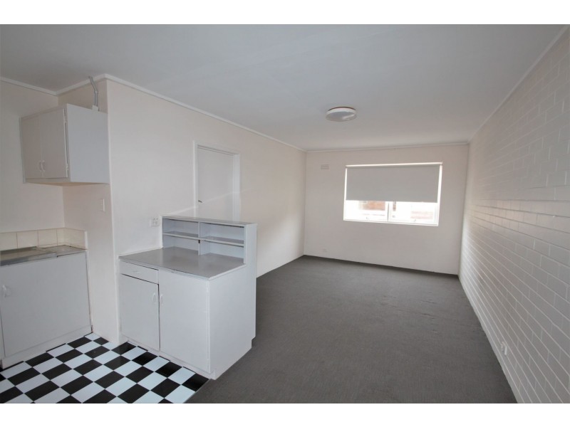 12A/56 Barkly Street, St Kilda VIC 3182