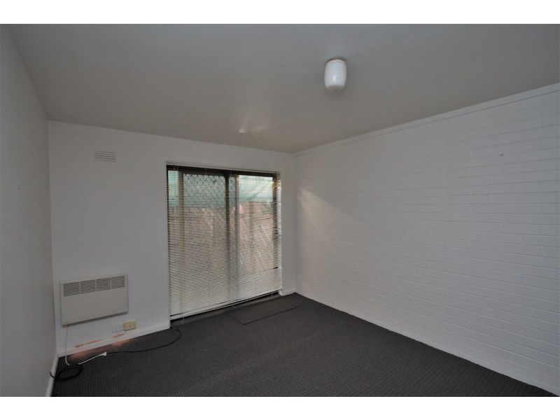 1/56 Barkly Street, St Kilda VIC 3182