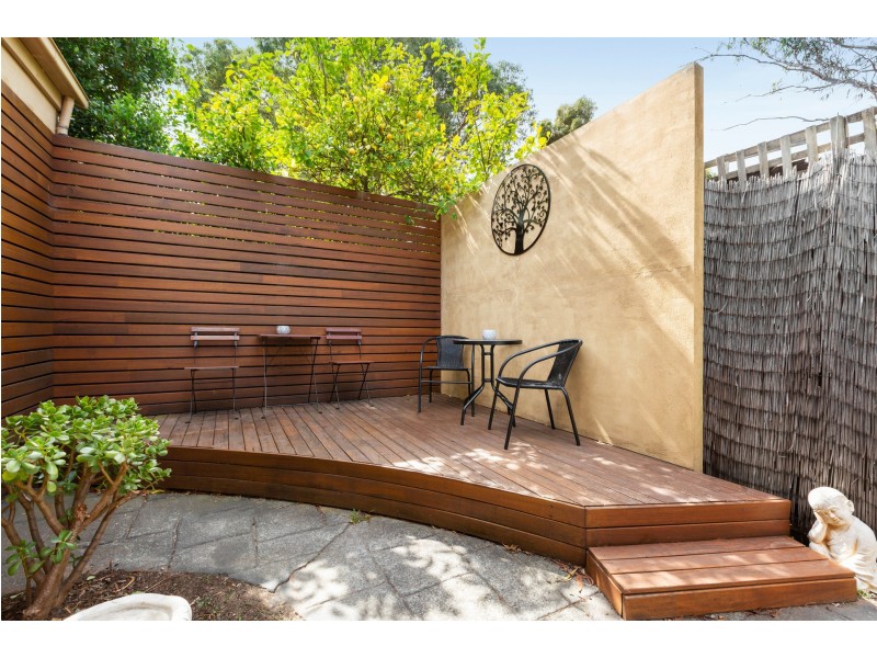 2/4 Porter Street, Hampton VIC 3188