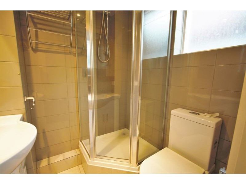 204/363 Beaconsfield Parade, St Kilda West VIC 3182