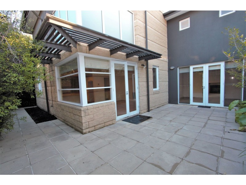 104 Glencairn Avenue, Brighton East VIC 3187