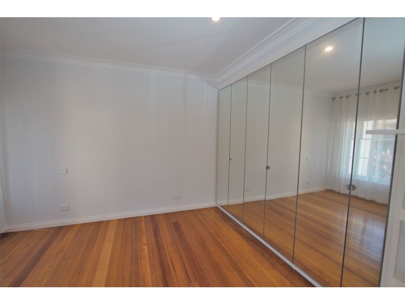 2/24 Wolseley Grove, Brighton VIC 3186