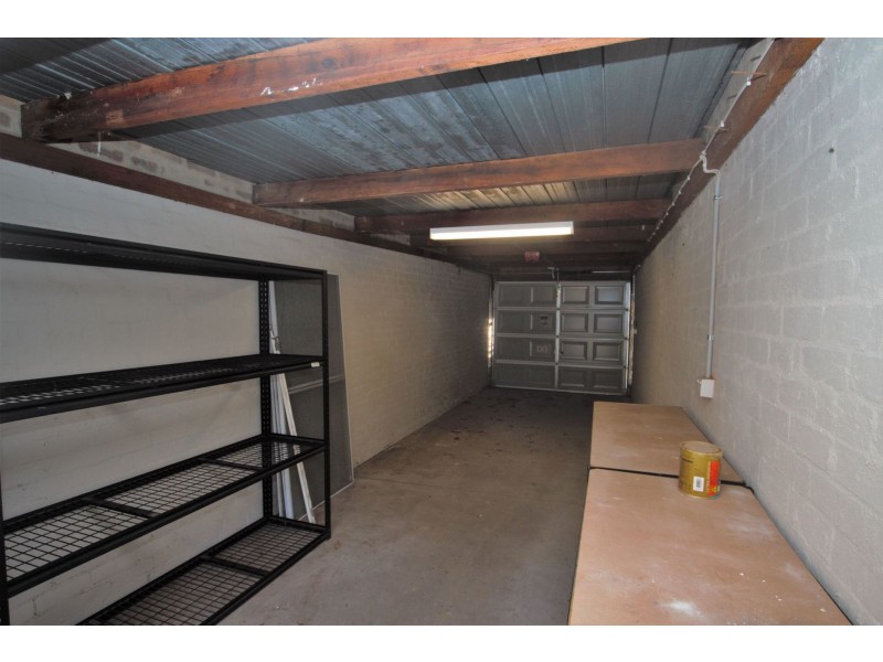 2/24 Wolseley Grove, Brighton VIC 3186