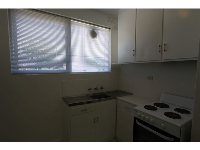 9/148 Glen Huntly Road, Elwood VIC 3184