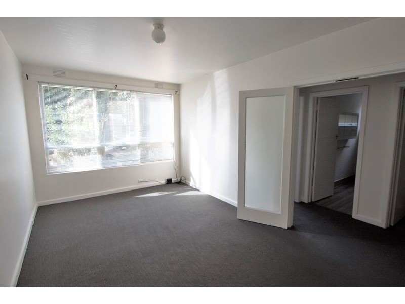 10/148 Glen Huntly Road, Elwood VIC 3184