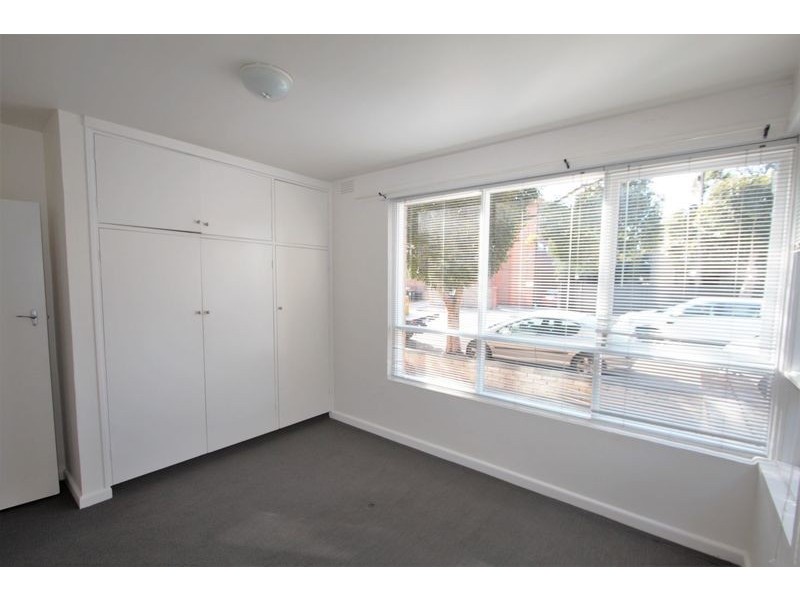 10/148 Glen Huntly Road, Elwood VIC 3184