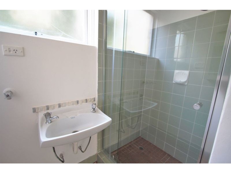 10/148 Glen Huntly Road, Elwood VIC 3184