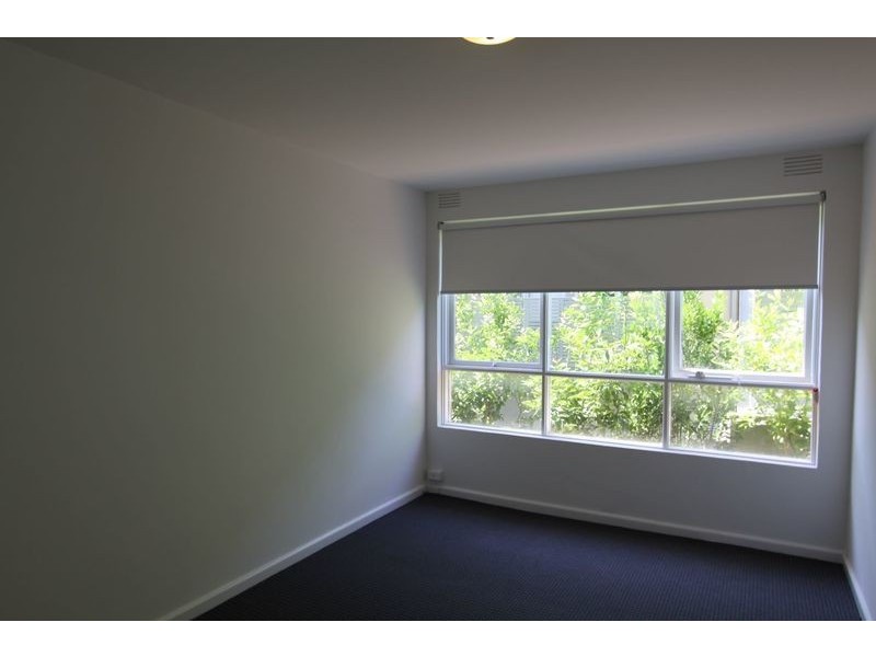 10/148 Glen Huntly Road, Elwood VIC 3184