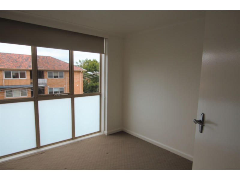 10/10 Marriott Street, St Kilda VIC 3182
