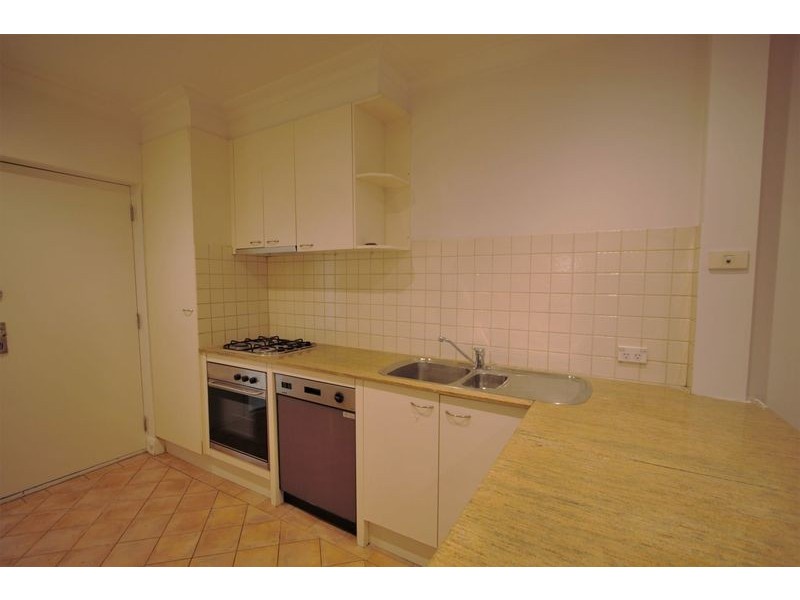 1/81 Mitford Street, Elwood VIC 3184