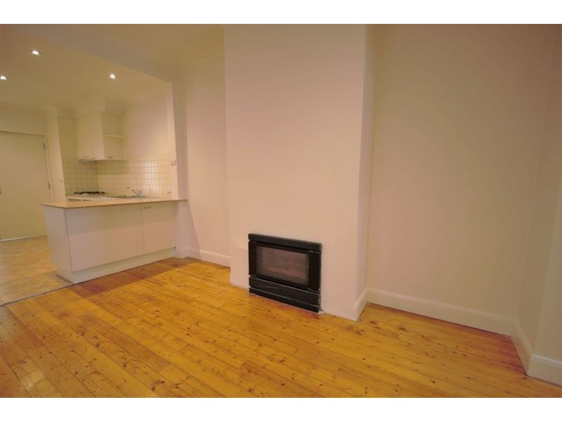 1/81 Mitford Street, Elwood VIC 3184