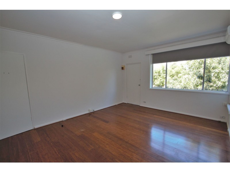 10/160 Kangaroo Rd, Hughesdale VIC 3166