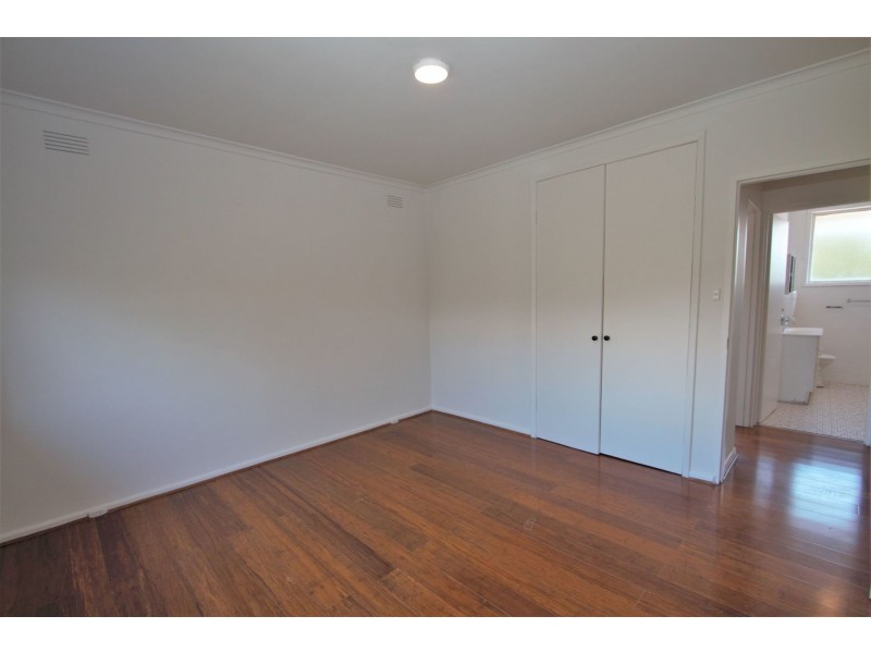 10/160 Kangaroo Rd, Hughesdale VIC 3166