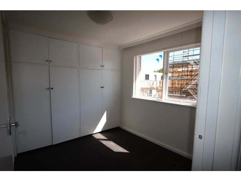 11/148 Glen Huntly Road, Elwood VIC 3184