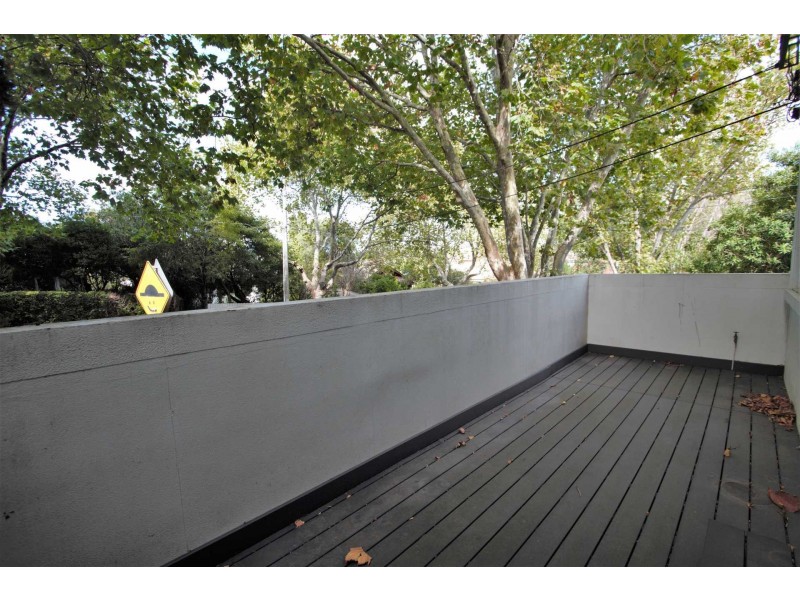 2/18 Burns Street, Elwood VIC 3184