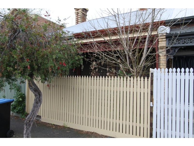 17 Raleigh Street, Windsor VIC 3181