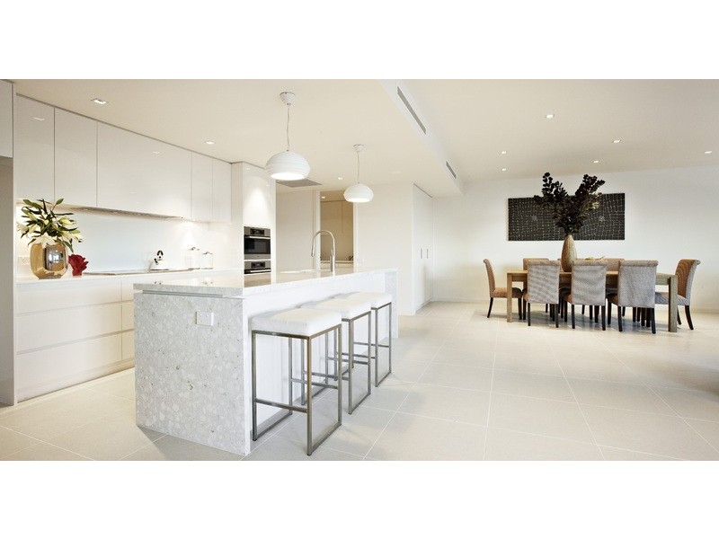 15/15  Beach Road, Hampton VIC 3188