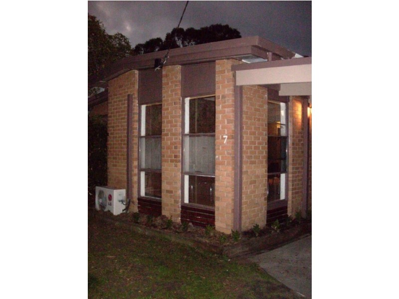 7 Wirilda Crescent, Frankston North VIC 3200