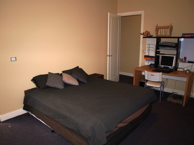 49  Beach Road, Hampton VIC 3188