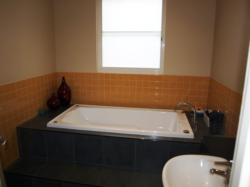 49  Beach Road, Hampton VIC 3188