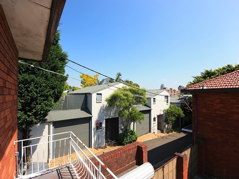 2/2 Centre, Redfern NSW 2016