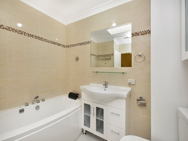 33/74-76 Floss Street, Hurlstone Park NSW 2193