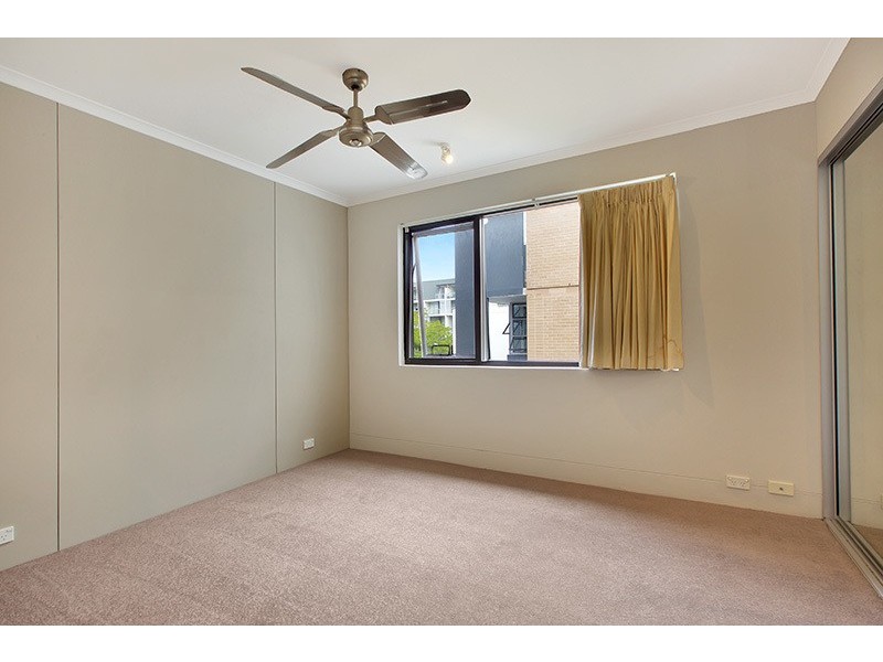 P202/11-15 Power Avenue, Alexandria NSW 2015