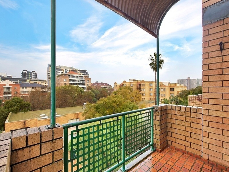 43/11-33 Maddison Street, Redfern NSW 2016