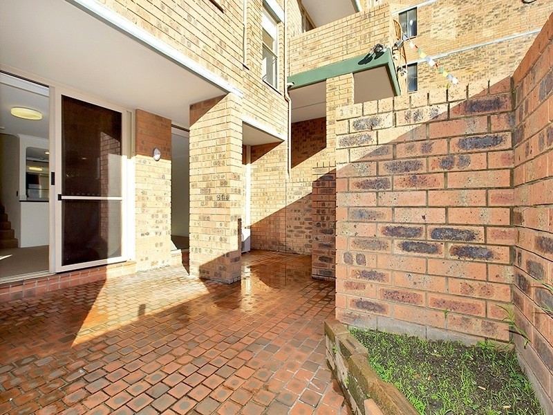 1/1 Maddison Street, Redfern NSW 2016